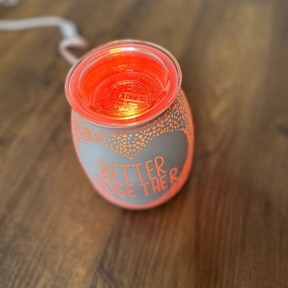 Better Together Scentsy Warmer - Picture 9 of 11